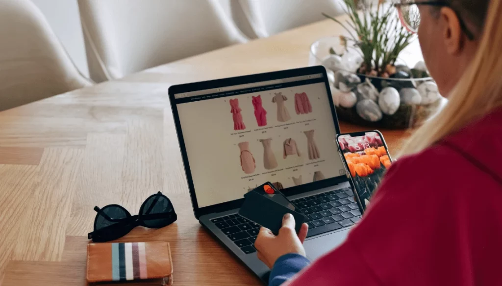 Site vitrine ou e-commerce : lequel choisir pour votre entreprise à Chambéry ?